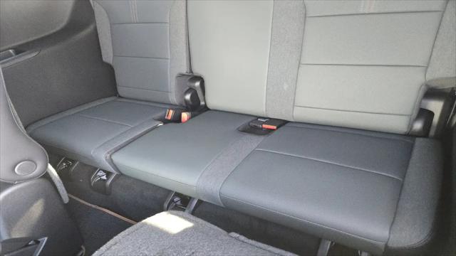 2026 GMC Acadia AT4 AWD