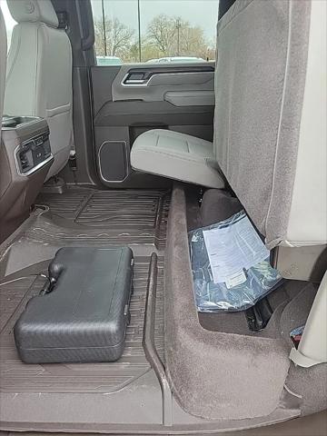 2026 GMC Sierra 2500HD Crew Cab, Standard Bed, SLT, 4WD