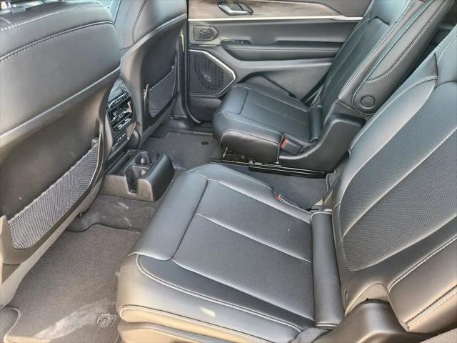 2026 Jeep Grand Cherokee L Limited 4x2
