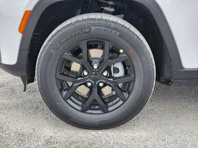 2026 Jeep Grand Cherokee Altitude 4x2