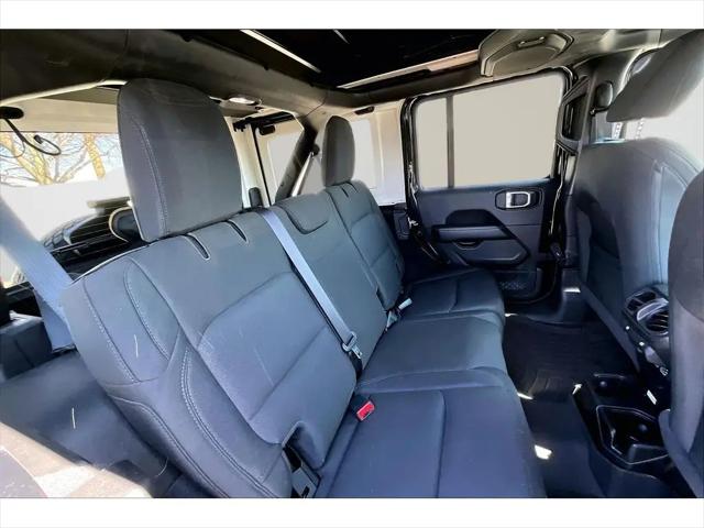 2020 Jeep Wrangler Sahara 4x4
