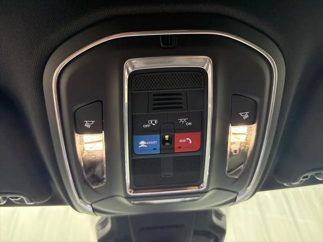 2026 Jeep Cherokee Laredo 4x4