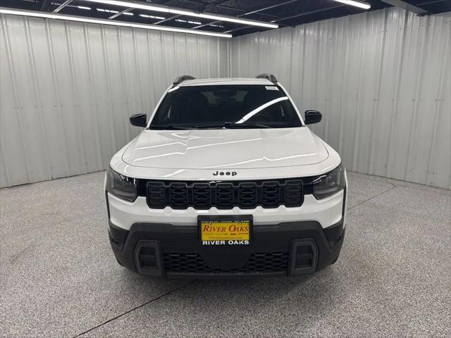 2026 Jeep Cherokee Laredo 4x4