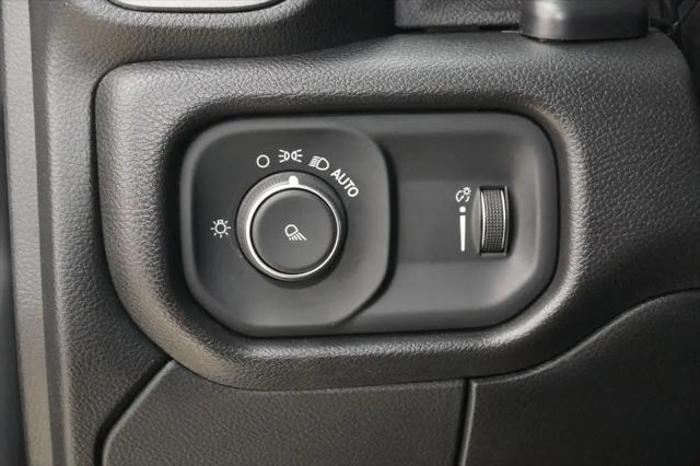 2024 Ram 2500 Tradesman Regular Cab 4x4 8' Box