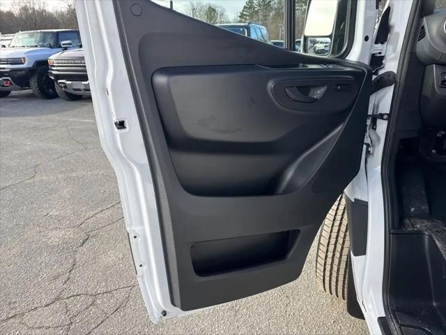 2024 Mercedes-Benz Sprinter 2500 High Roof