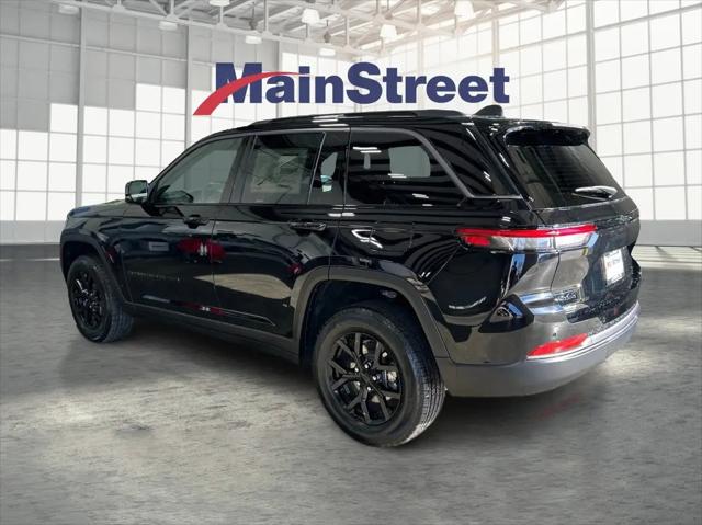 2026 Jeep Grand Cherokee Altitude 4x4