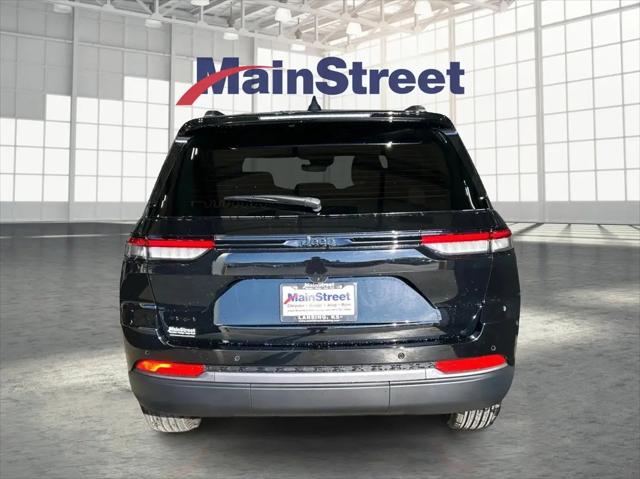 2026 Jeep Grand Cherokee Altitude 4x4
