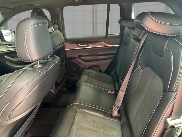 2026 Jeep Grand Cherokee Altitude 4x4