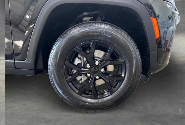2026 Jeep Grand Cherokee Altitude 4x4
