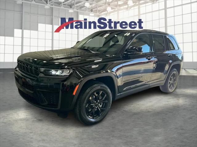 2026 Jeep Grand Cherokee Altitude 4x4 for sale in Lansing, KS