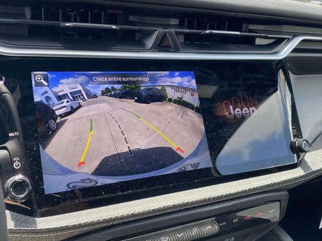 2026 Jeep Cherokee Laredo 4x4