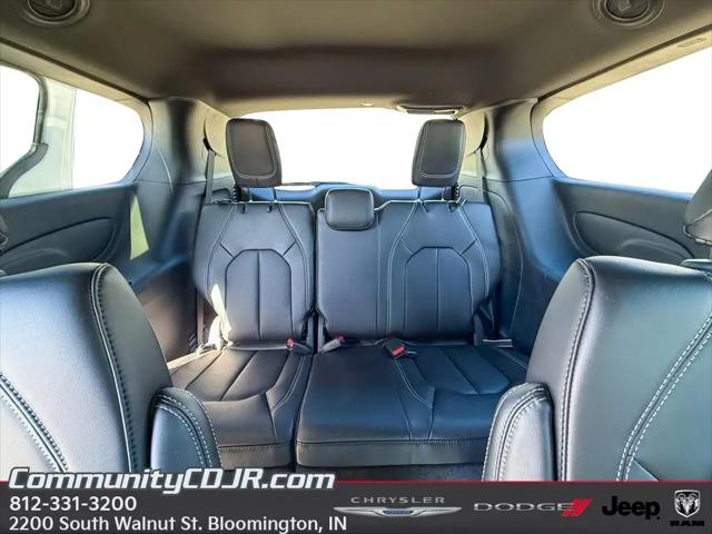 2026 Chrysler Voyager LX