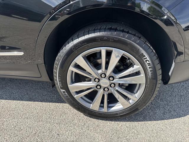 2025 Cadillac XT5 FWD Premium Luxury