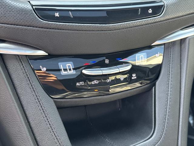 2025 Cadillac XT5 FWD Premium Luxury