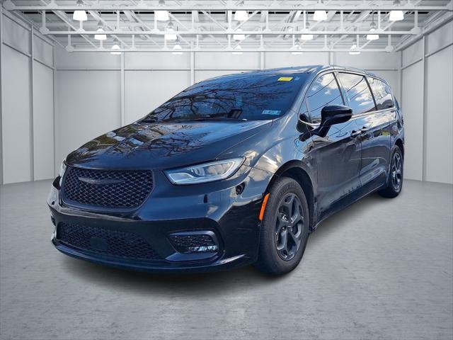 2023 Chrysler Pacifica Hybrid Limited