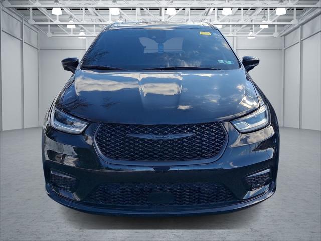 2023 Chrysler Pacifica Hybrid Limited