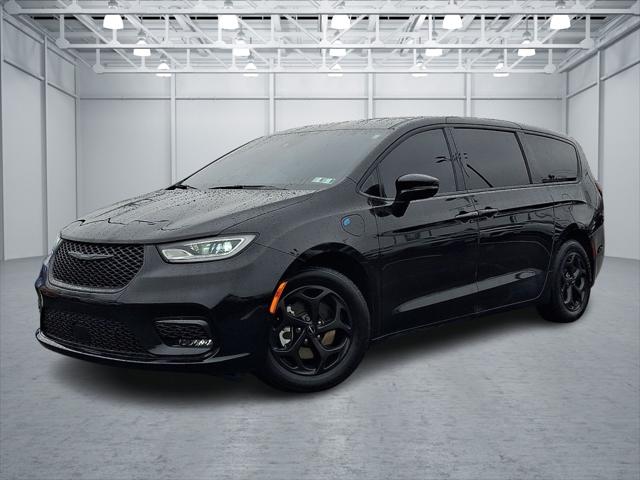 2023 Chrysler Pacifica Hybrid Limited