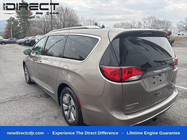 2018 Chrysler Pacifica Hybrid Limited