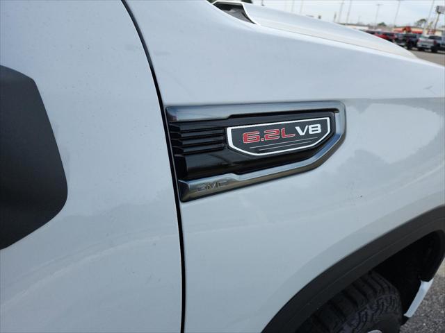 2026 GMC Sierra 1500 Crew Cab, Short Bed, AT4, 4WD