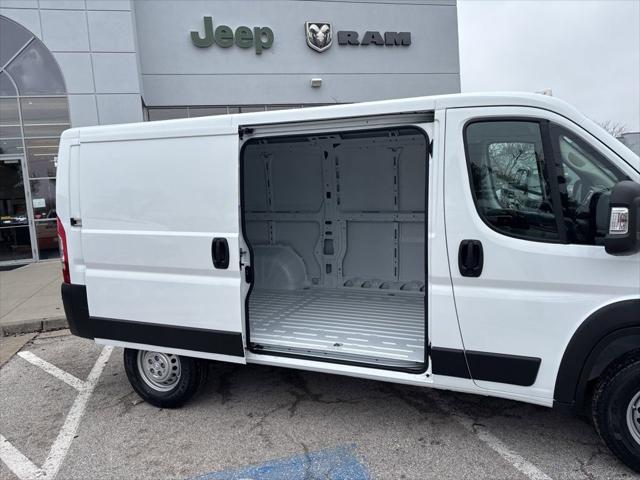 2026 Ram ProMaster Cargo Van Tradesman Low Roof 136" WB w/Pass Seat