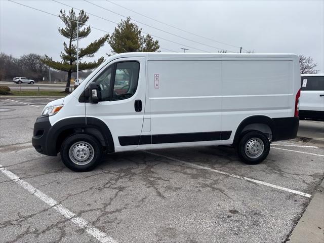 2026 Ram ProMaster Cargo Van Tradesman Low Roof 136" WB w/Pass Seat