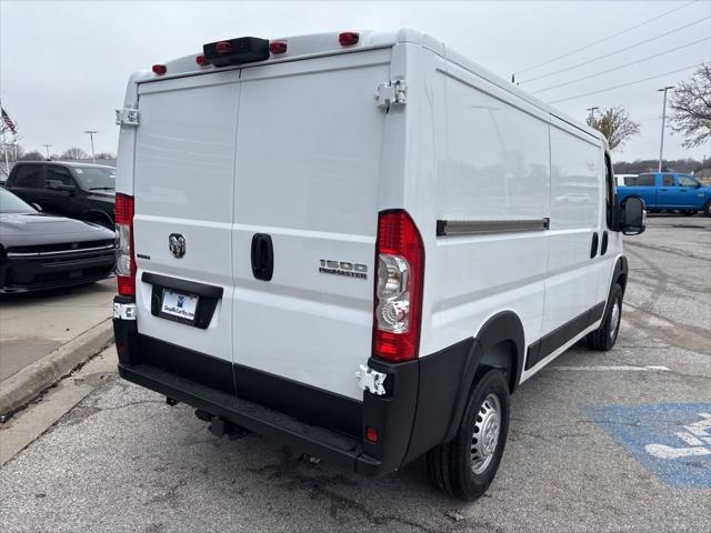2026 Ram ProMaster Cargo Van Tradesman Low Roof 136" WB w/Pass Seat