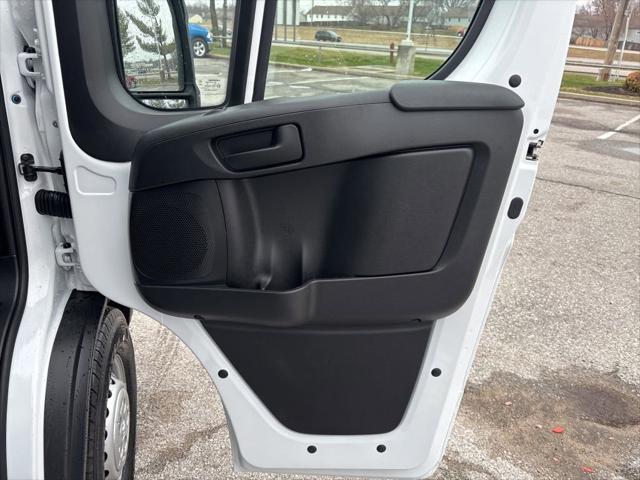 2026 Ram ProMaster Cargo Van Tradesman Low Roof 136" WB w/Pass Seat