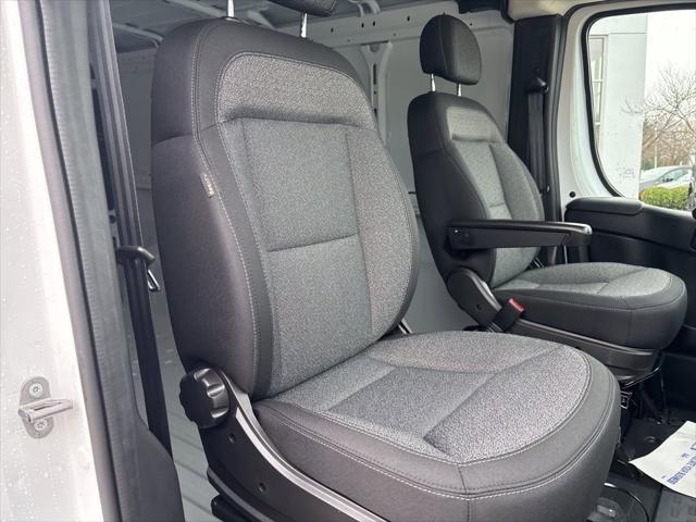 2026 Ram ProMaster Cargo Van Tradesman Low Roof 136" WB w/Pass Seat