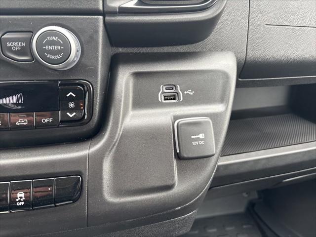 2026 Ram ProMaster Cargo Van Tradesman Low Roof 136" WB w/Pass Seat
