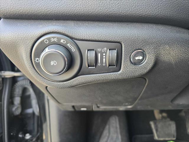 2016 Chrysler 200 S