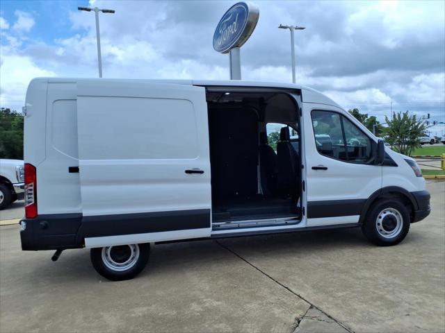 2026 Ford Transit Cargo Van MR CARGO RWD