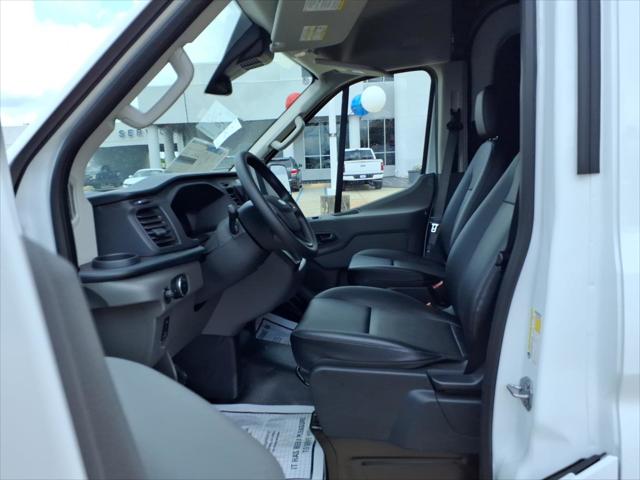2026 Ford Transit Cargo Van MR CARGO RWD