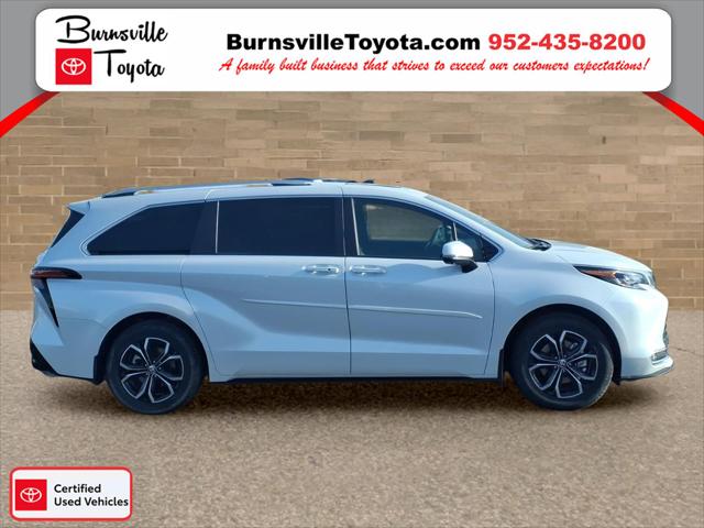 Used 2025 Toyota Sienna Platinum with VIN 5TDESKFC2SS209107 for sale in Burnsville, Minnesota