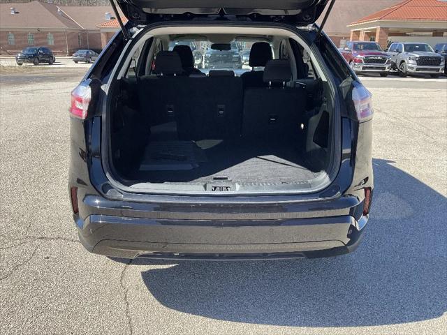 2023 Ford Edge SE