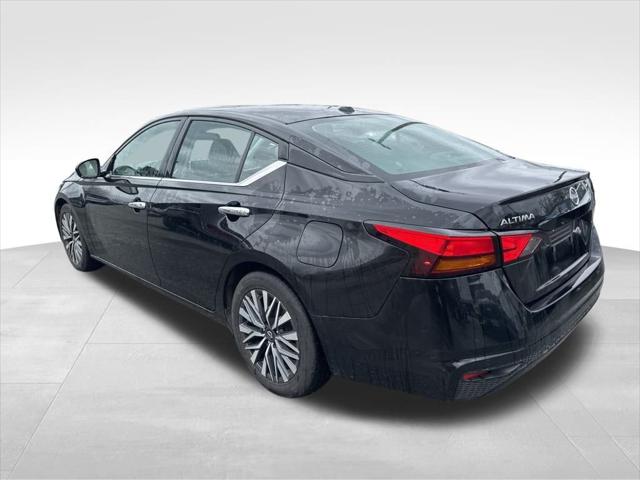 2023 Nissan Altima SV FWD