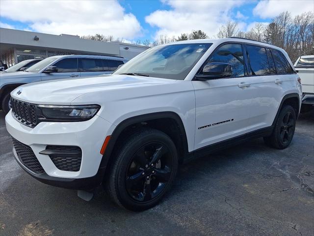 2023 Jeep Grand Cherokee Altitude 4x4