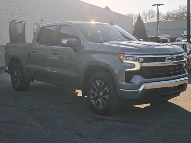 2023 Chevrolet Silverado 1500 4WD Crew Cab Short Bed LT with 2FL