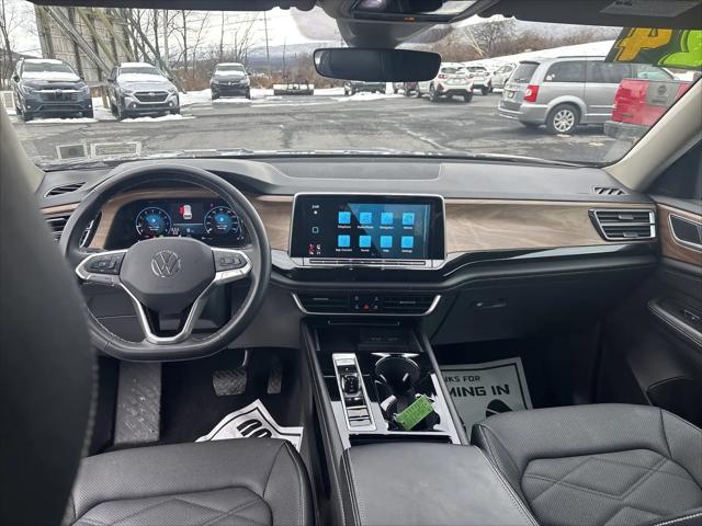 2024 Volkswagen Atlas 2.0T SE w/Technology