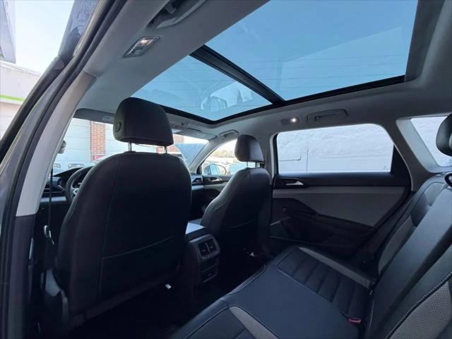 2022 Volkswagen Taos 1.5T SEL