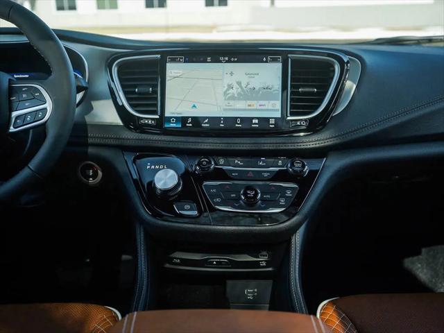 2026 Chrysler Pacifica Pinnacle AWD
