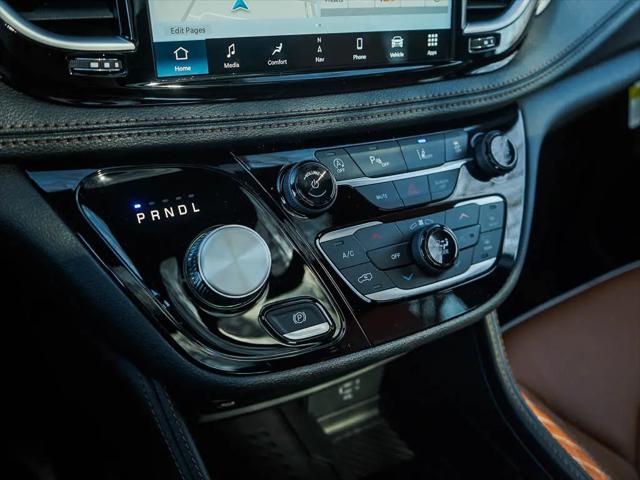 2026 Chrysler Pacifica Pinnacle AWD