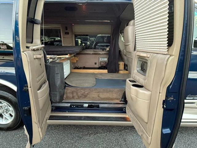 2002 GMC Savana Standard