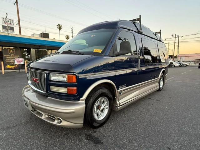 2002 GMC Savana Standard