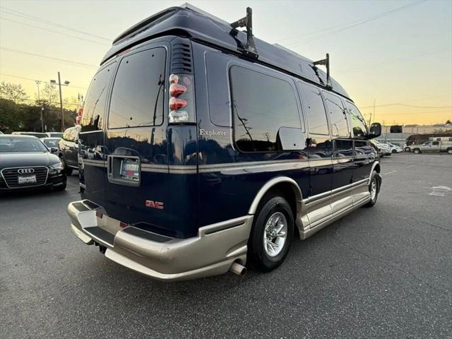 2002 GMC Savana Standard