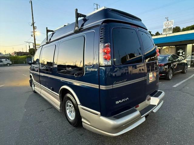 2002 GMC Savana Standard