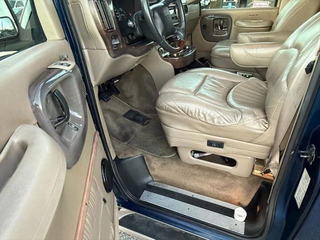 2002 GMC Savana Standard