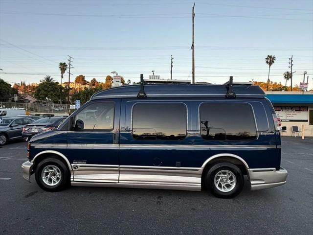 2002 GMC Savana Standard