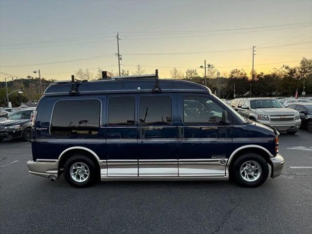 2002 GMC Savana Standard