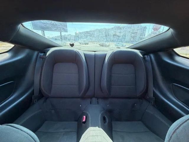 2016 Ford Mustang V6