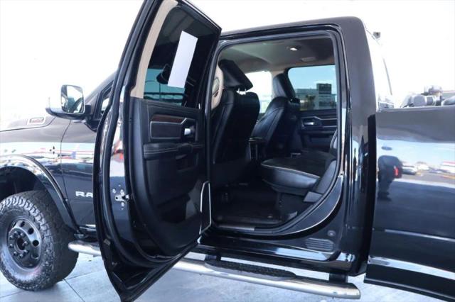 2022 Ram 3500 Laramie Crew Cab 4x4 8' Box
